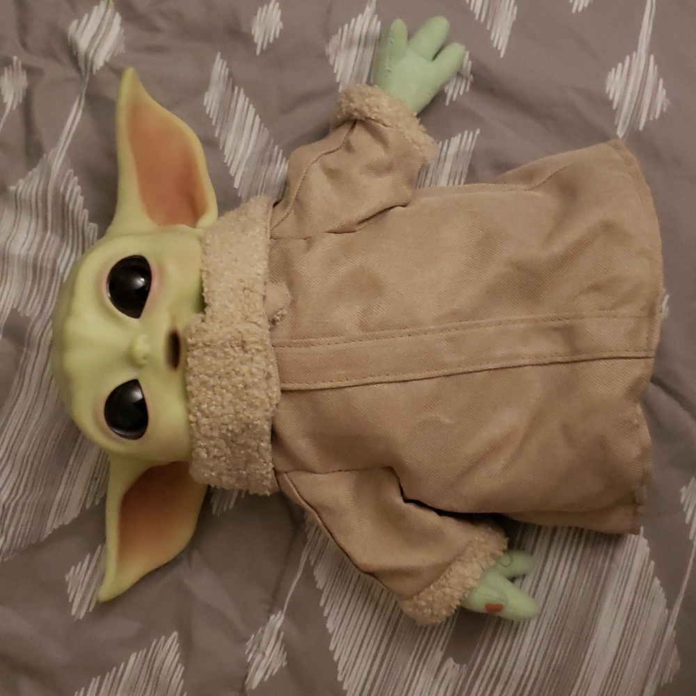 Baby Grogu toy